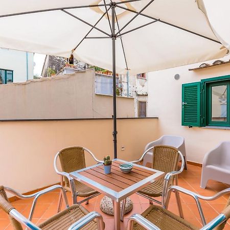 Starhost - Terazza Barbuti Apartment Салерно Екстериор снимка