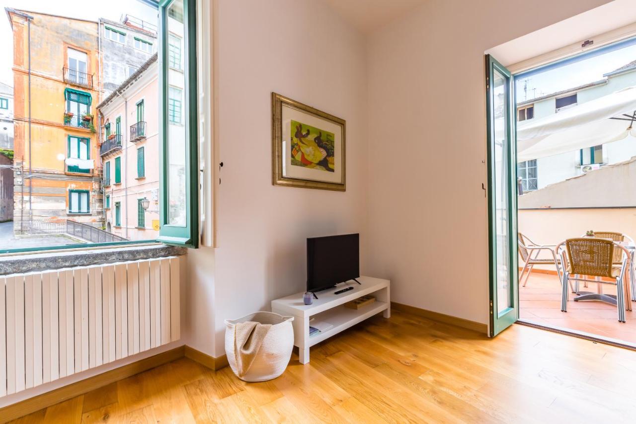 Starhost - Terazza Barbuti Apartment Салерно Екстериор снимка