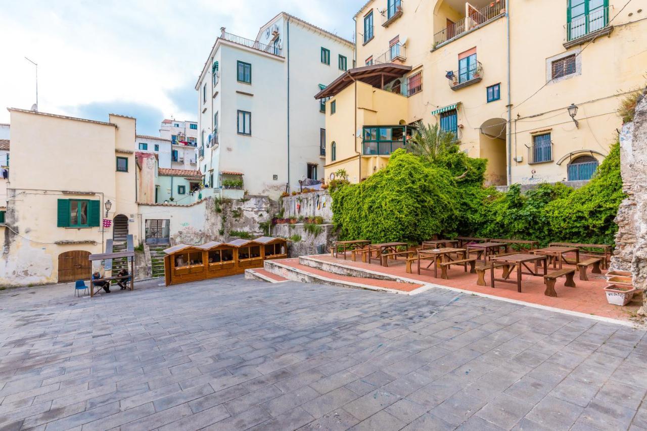 Starhost - Terazza Barbuti Apartment Салерно Екстериор снимка